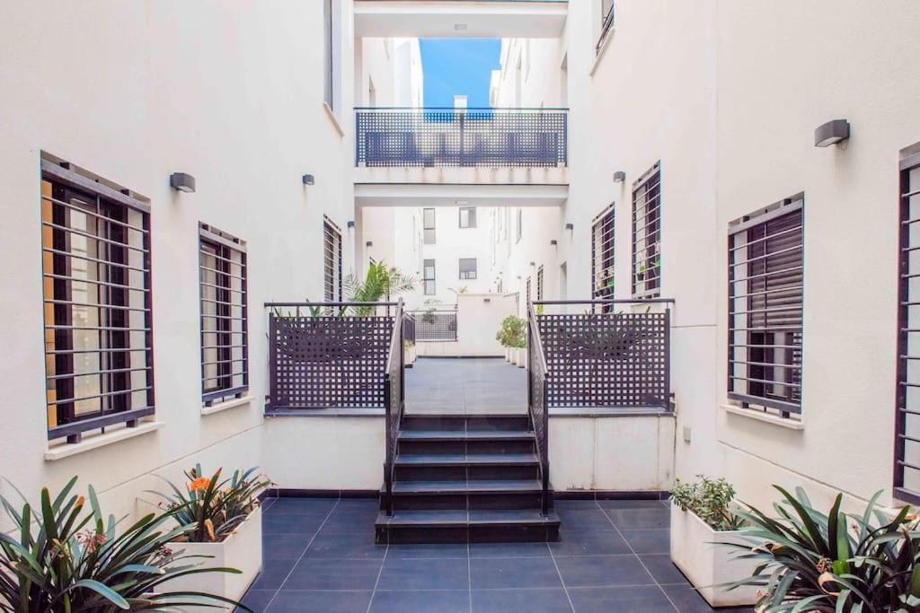 מאלגה Relaxing Apartment With Parking In The Center By Rems מראה חיצוני תמונה