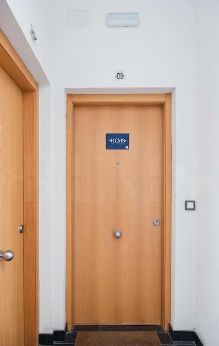 מאלגה Relaxing Apartment With Parking In The Center By Rems מראה חיצוני תמונה