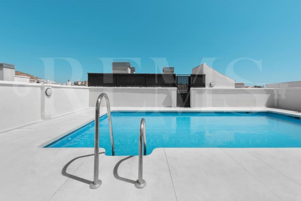 מאלגה Relaxing Apartment With Parking In The Center By Rems מראה חיצוני תמונה
